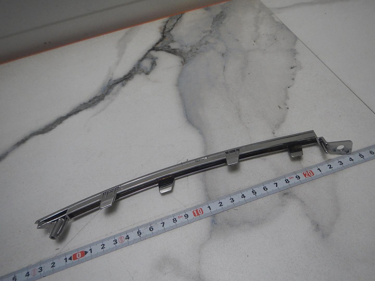 Молдинг заднего бампера