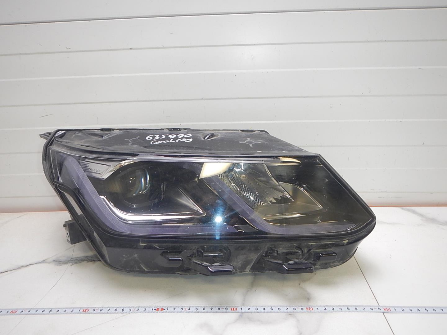 Фара правая