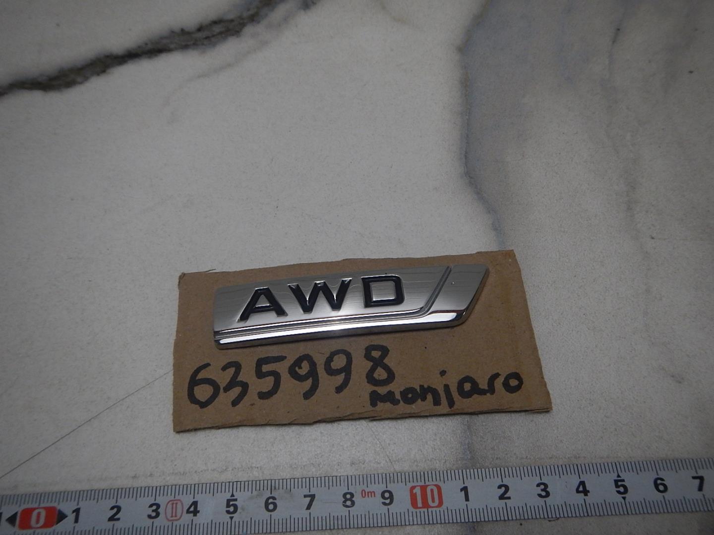 Эмблема на крышку багажника