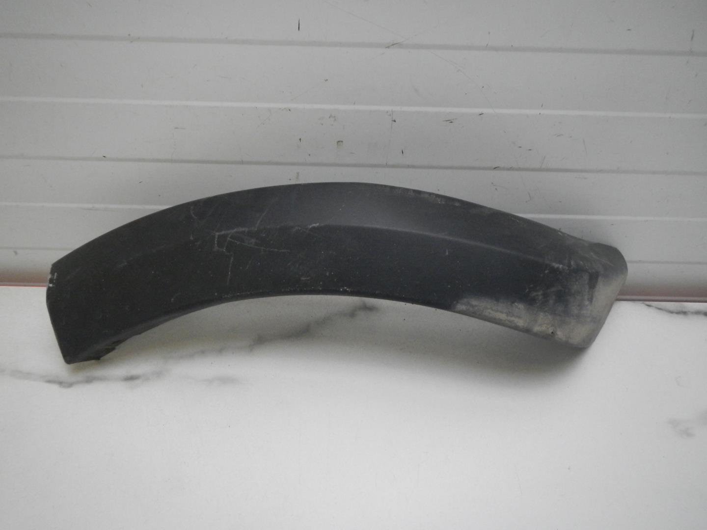 Накладка заднего бампера левая