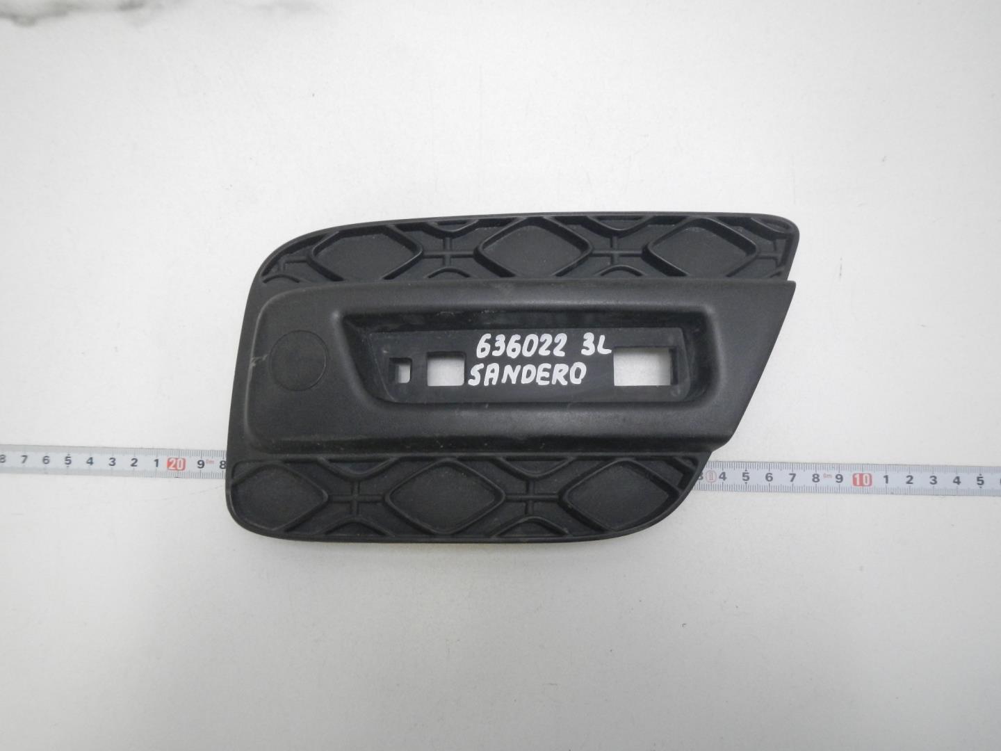 Накладка заднего бампера левая