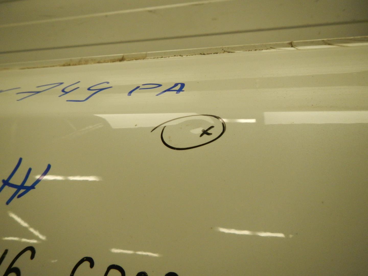 Дверь задняя правая