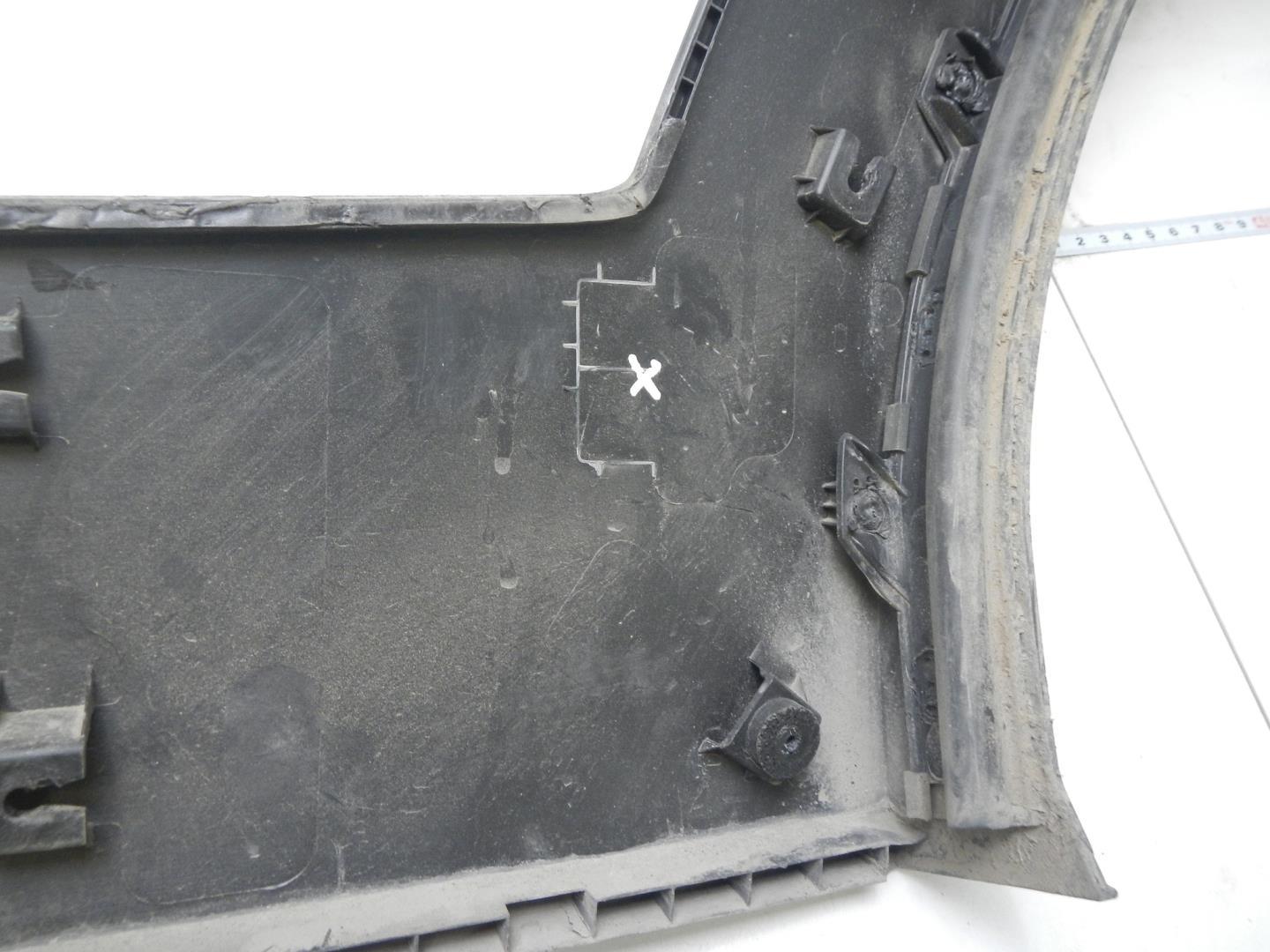 Молдинг задней правой двери