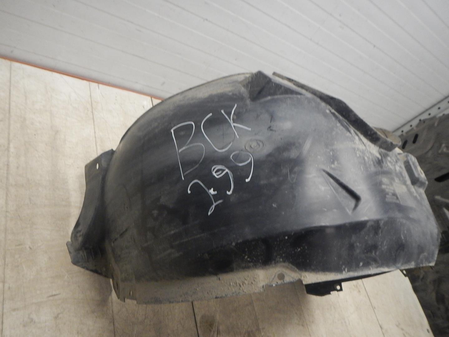 Локер передний правый