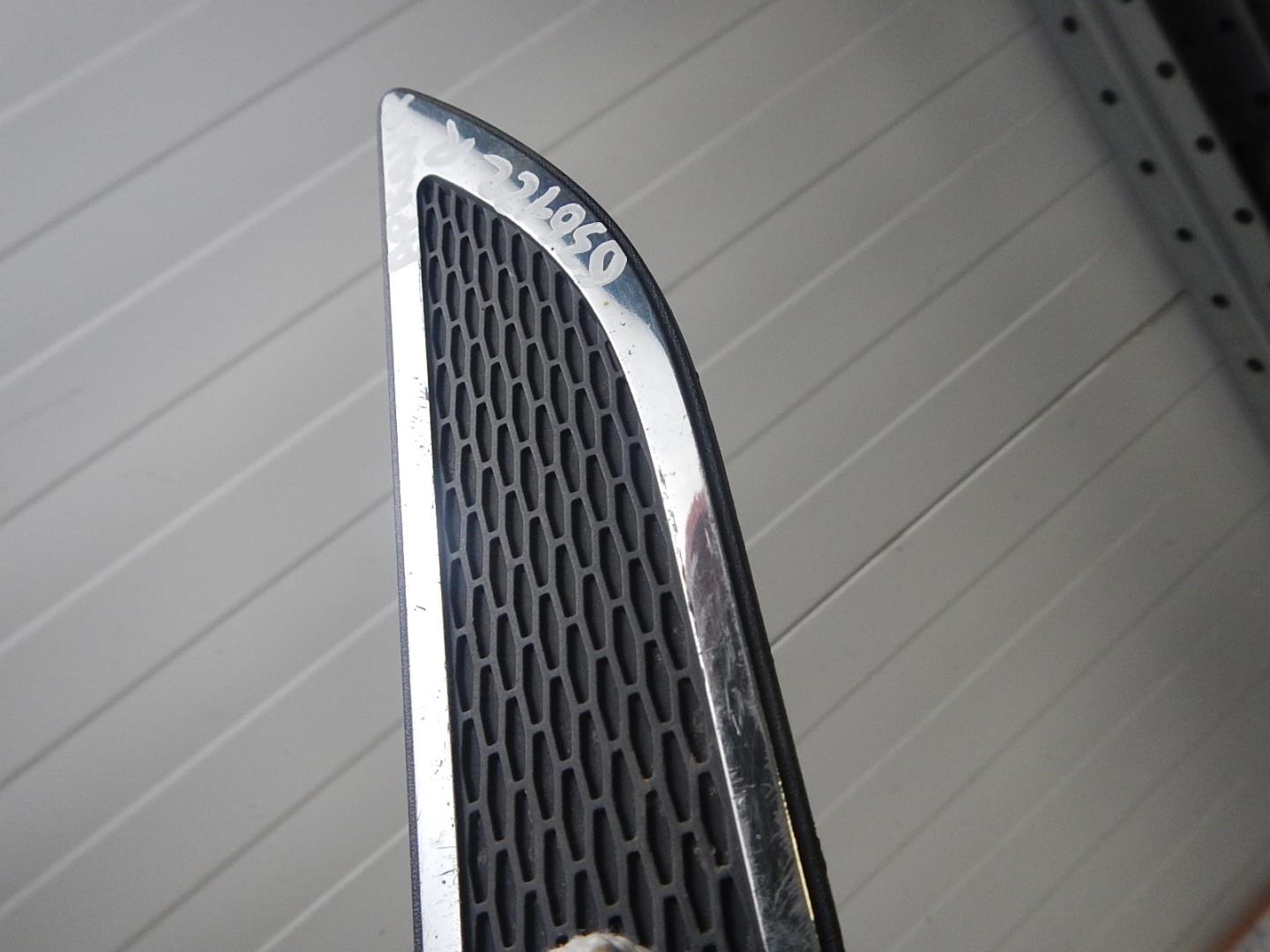 Накладка на крыло