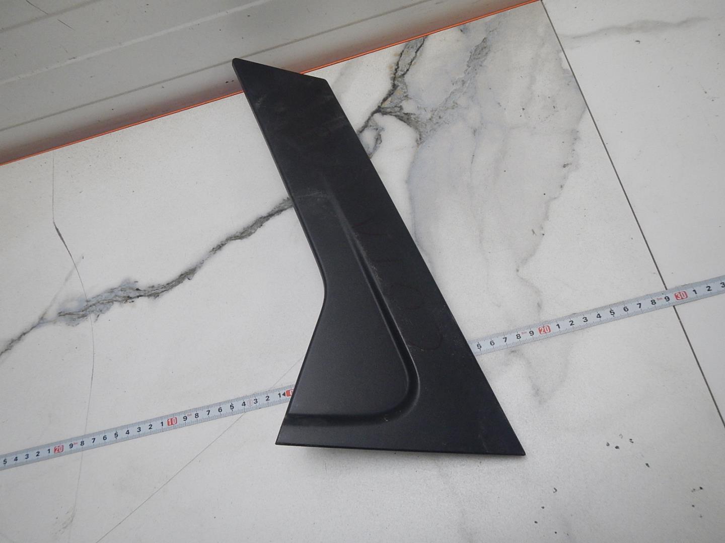 Накладка двери задней левой