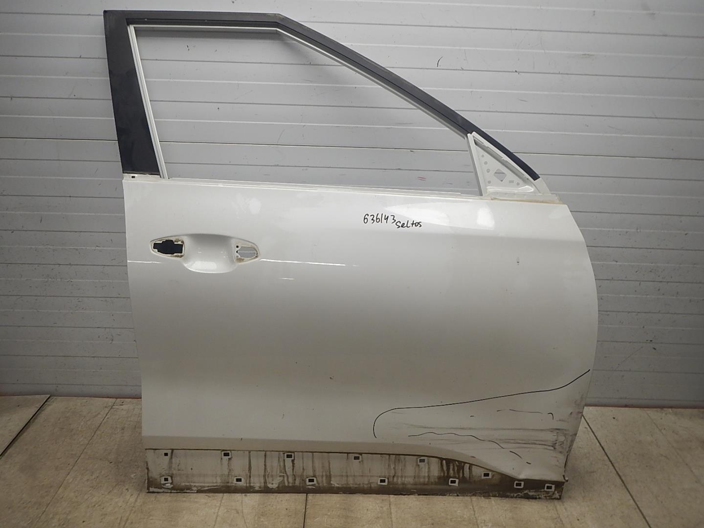 Дверь передняя правая