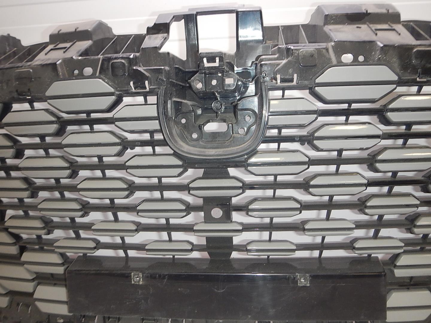 Решетка радиатора