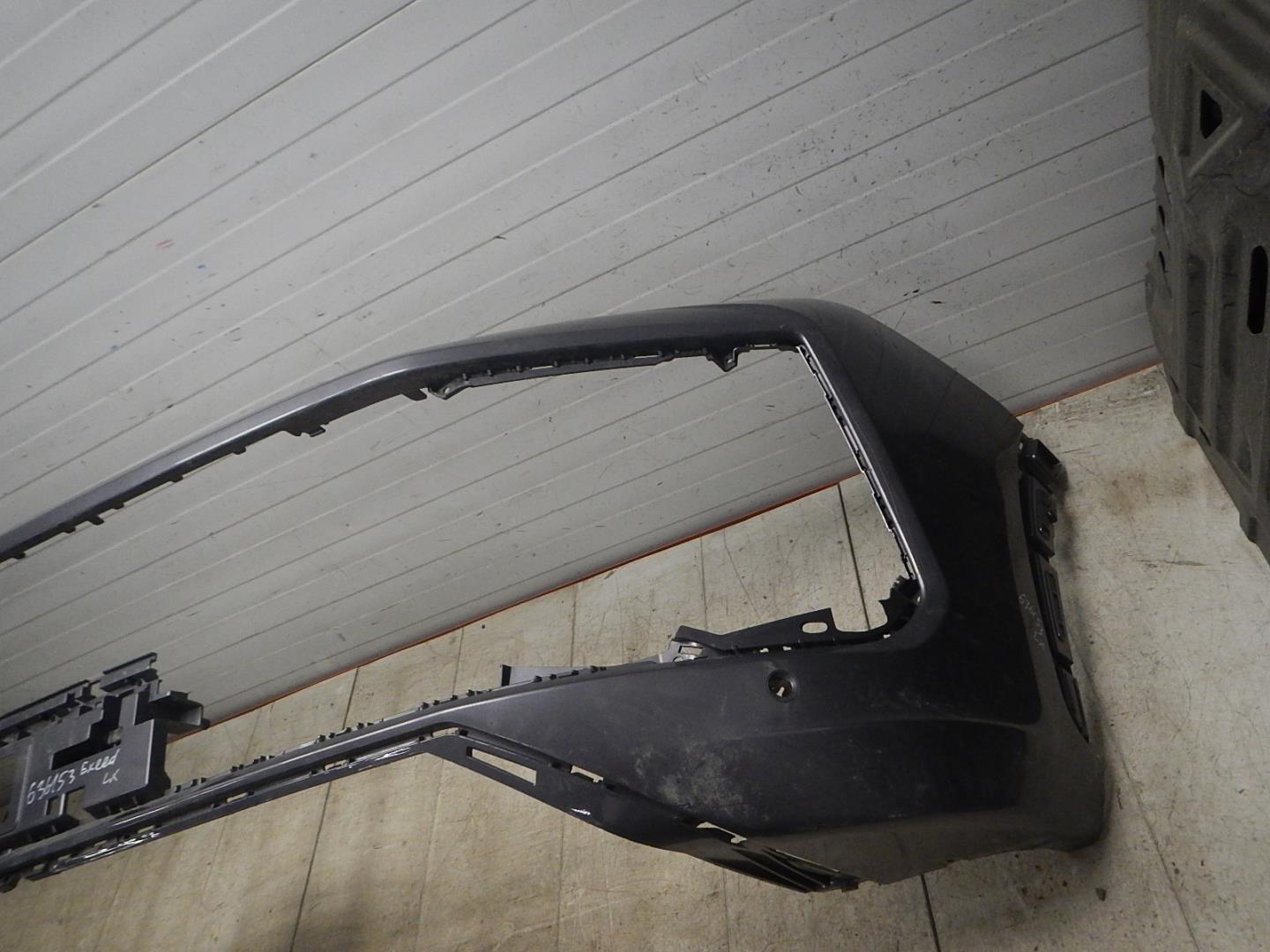 Бампер передний