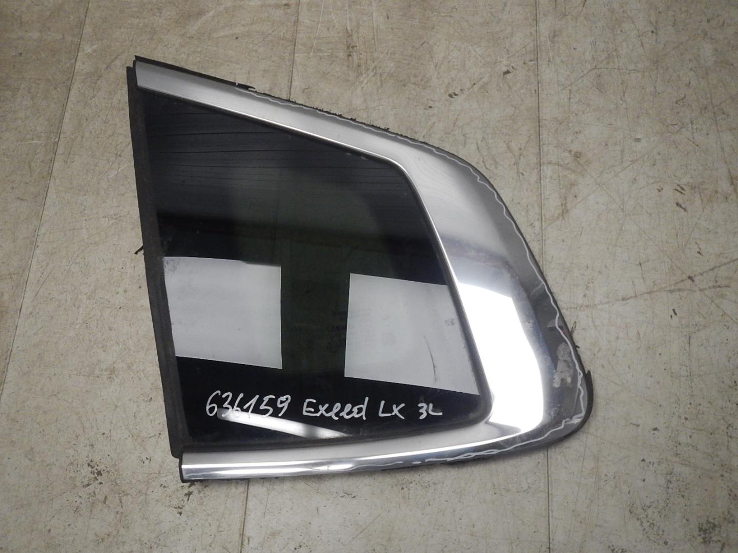 Стекло кузовное глухое левое