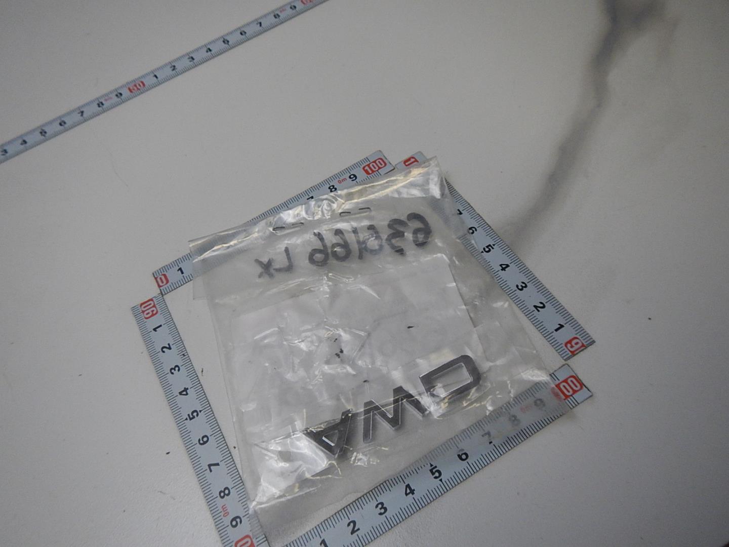 Эмблема на крышку багажника