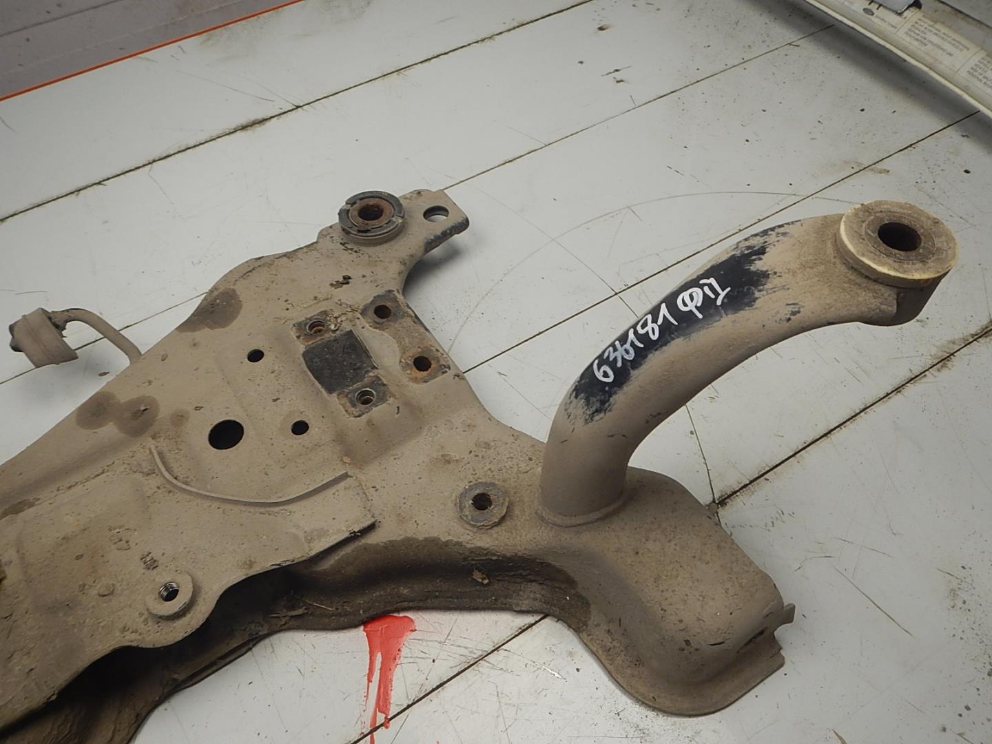 Балка подмоторная