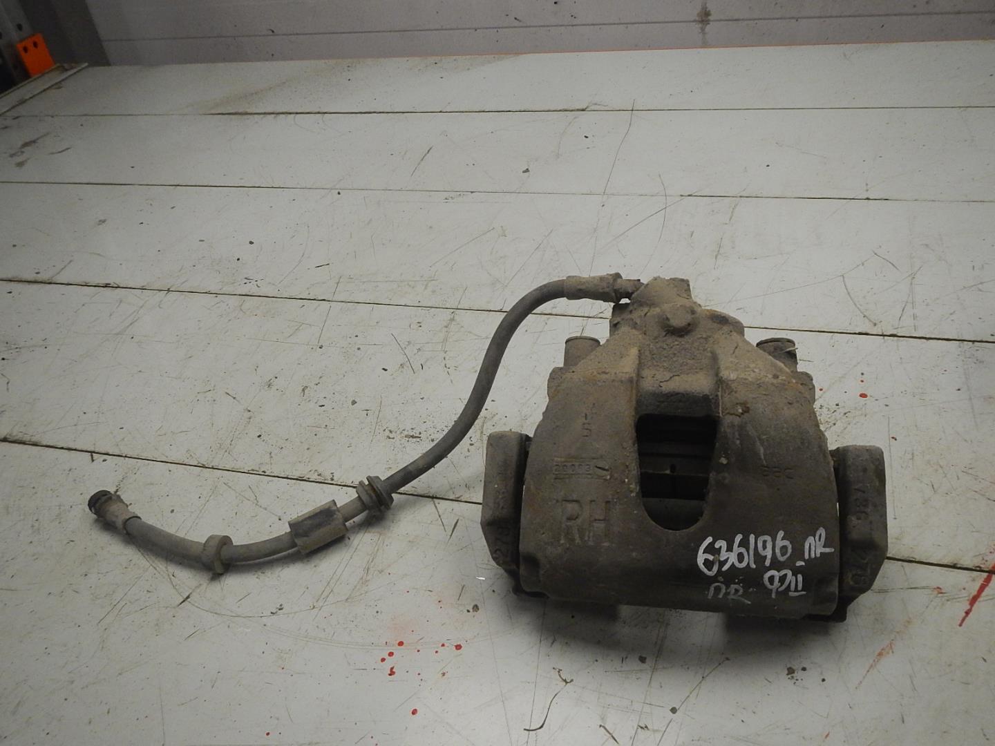 Суппорт передний правый