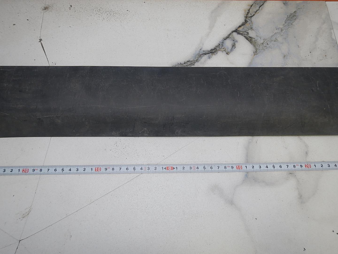 Молдинг передней левой двери