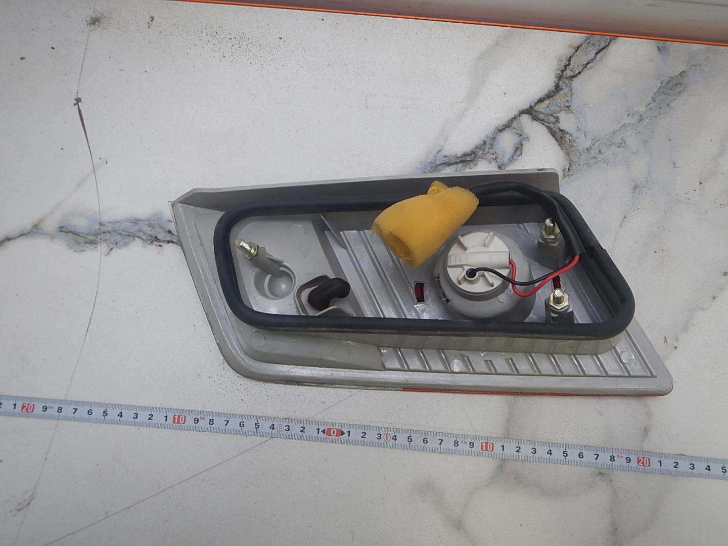 Фонарь задний внутренний левый