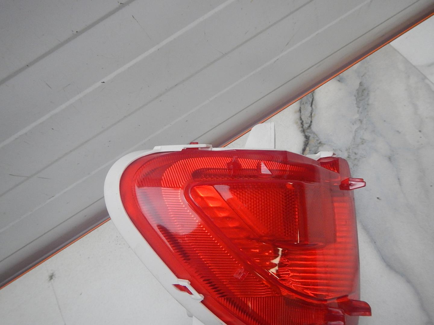 Фонарь задний противотуманный