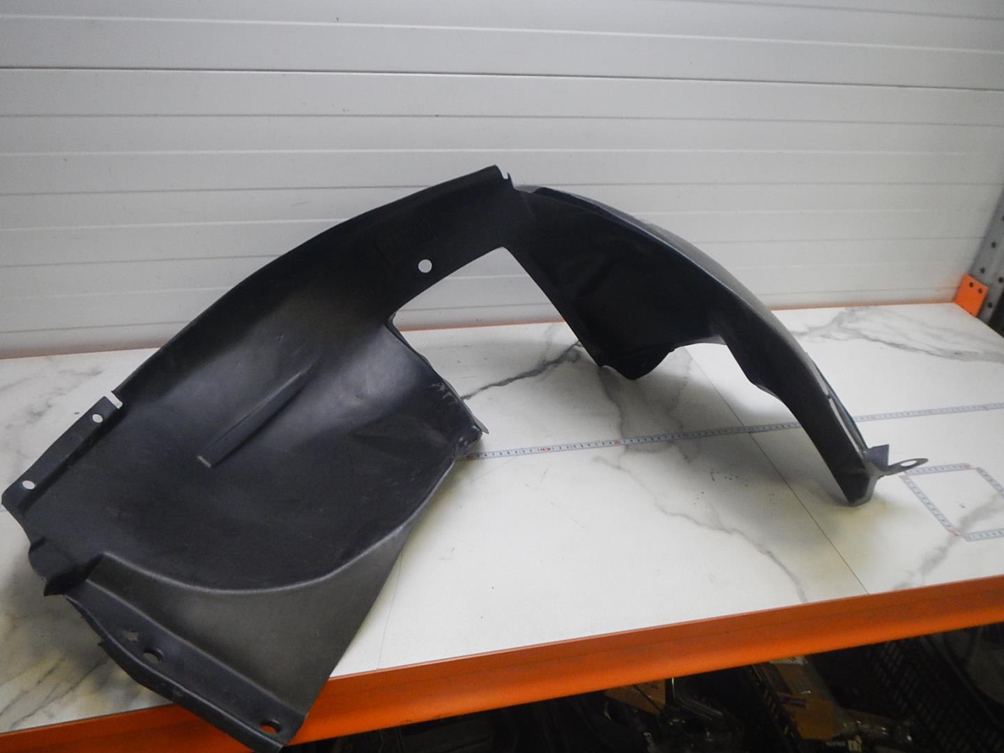 Локер передний правый