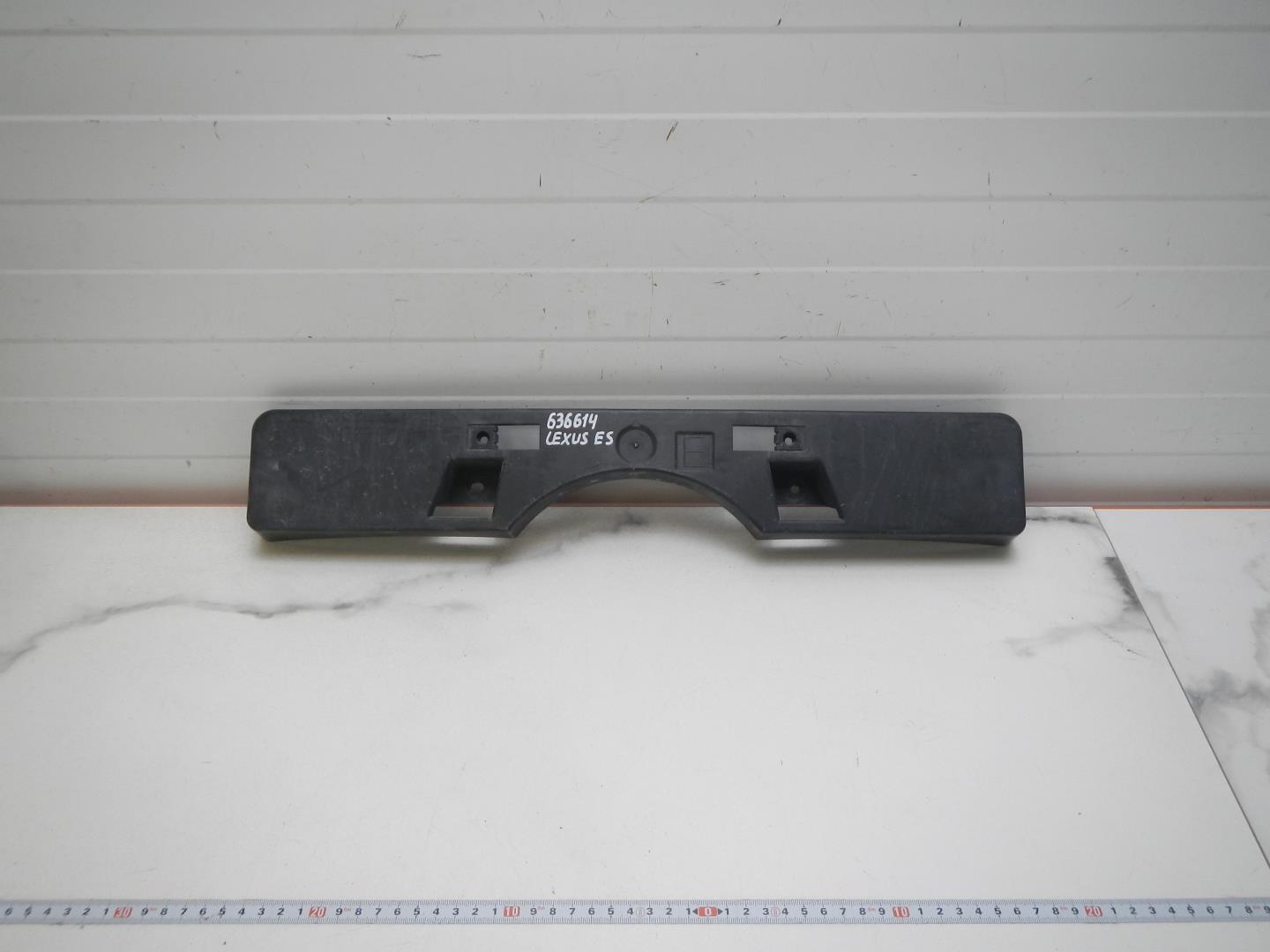 Накладка переднего бампера под номер