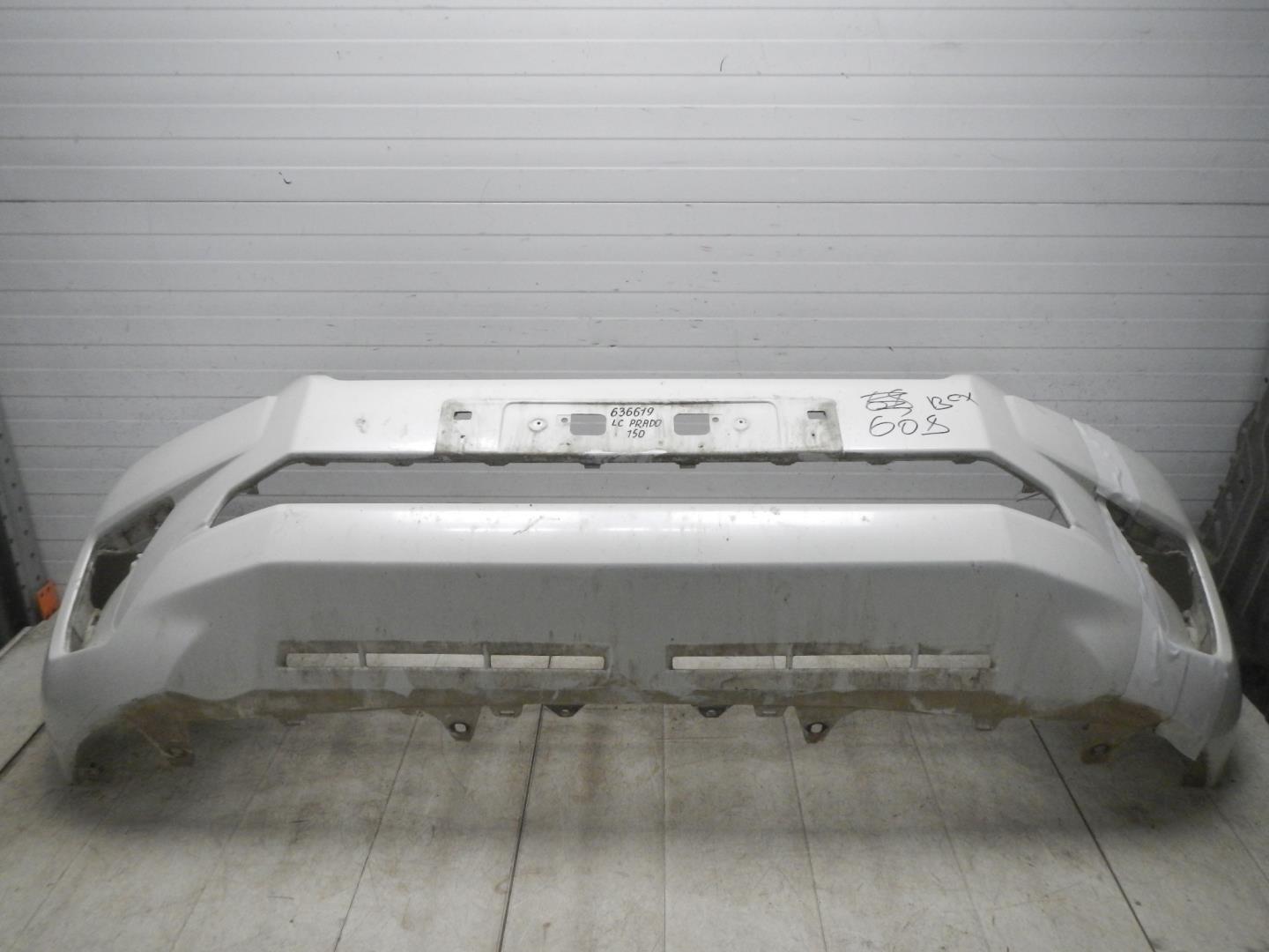 Бампер передний