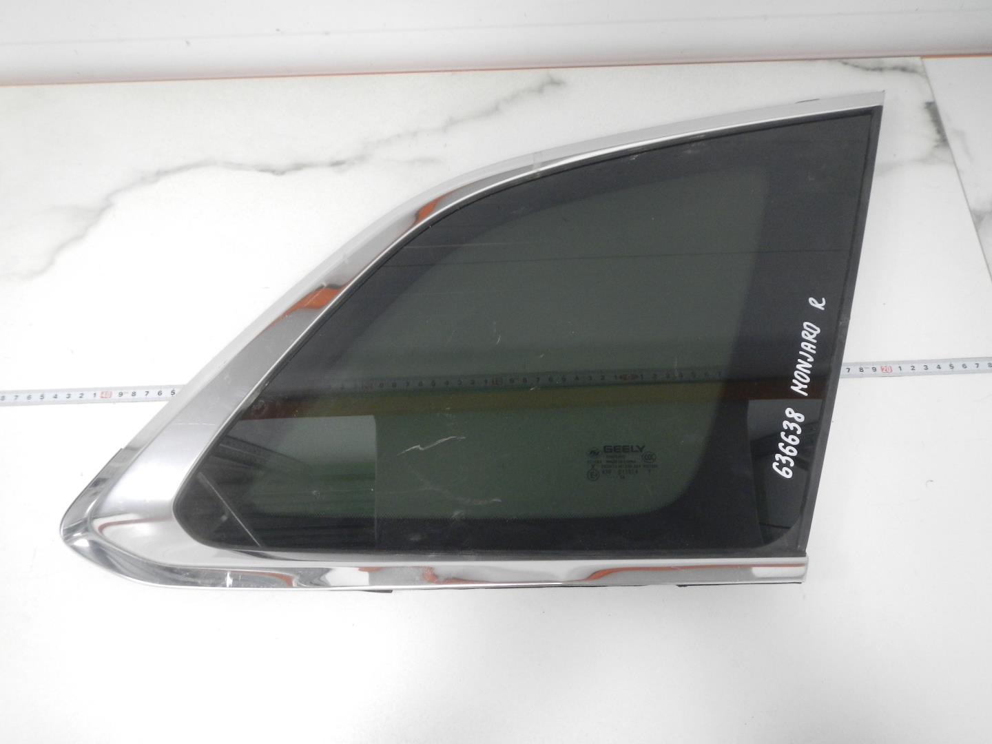 Стекло кузовное глухое правое