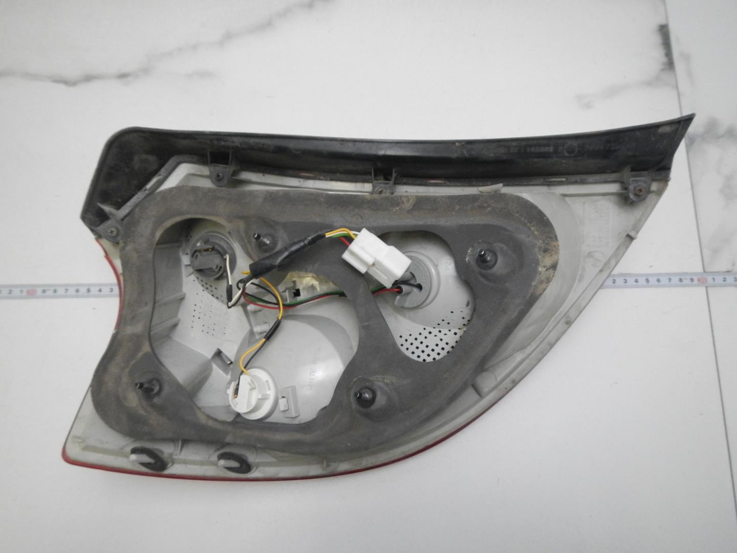 Фонарь задний правый