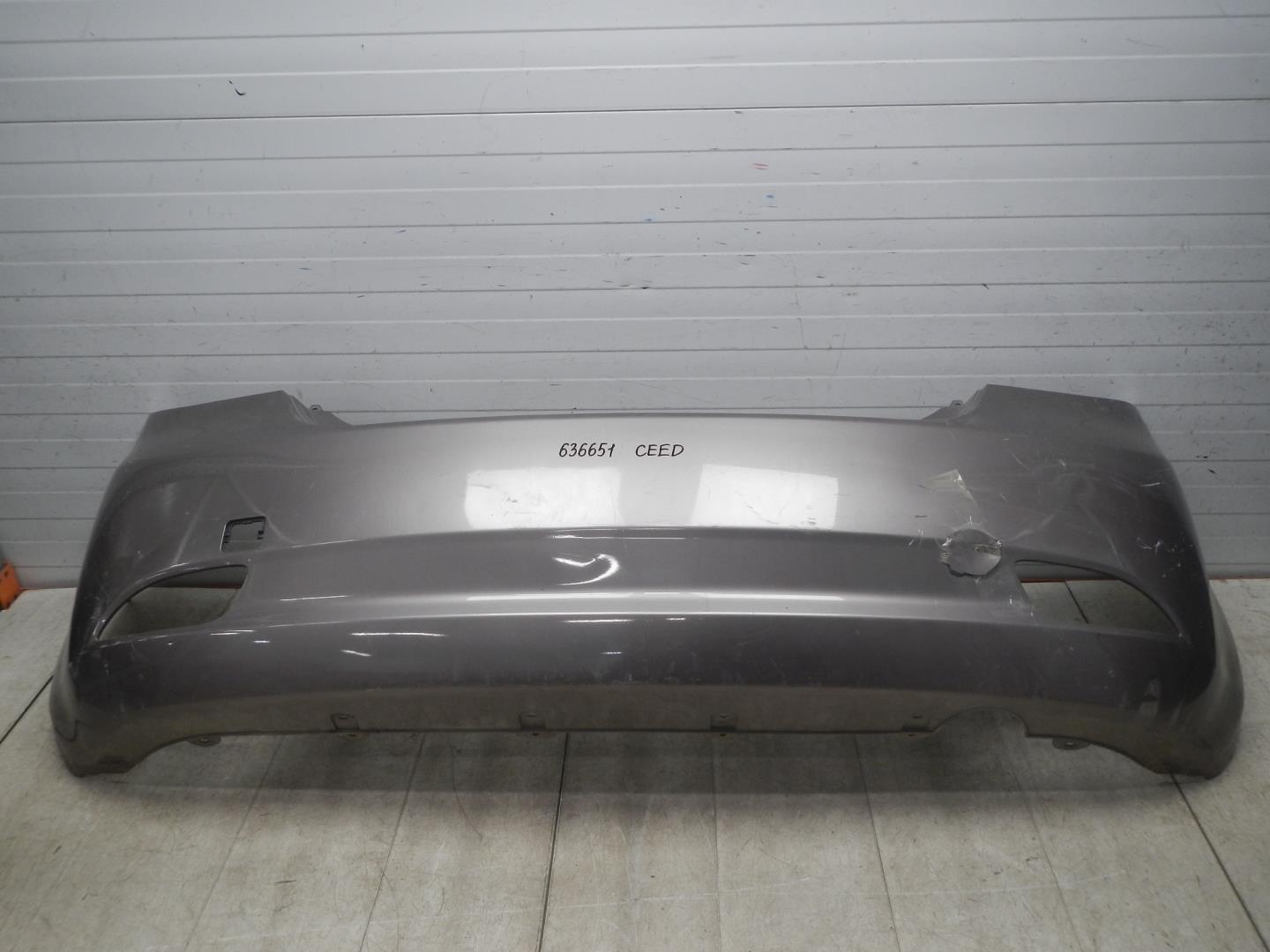 Бампер задний