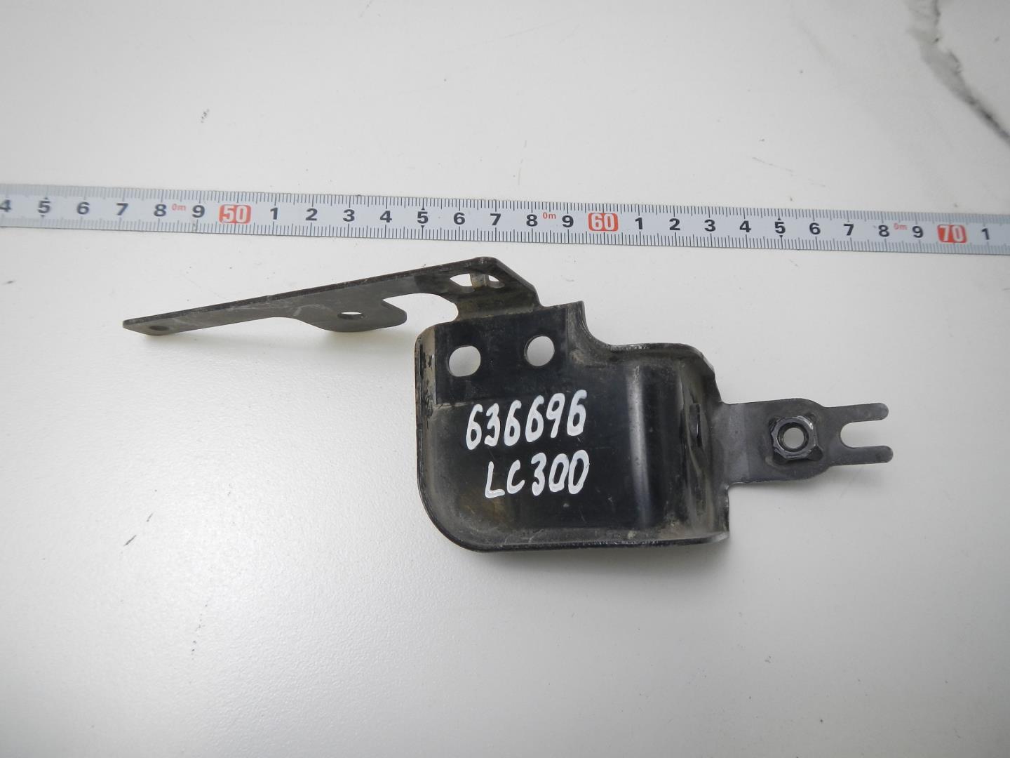 Кронштейн радиатора