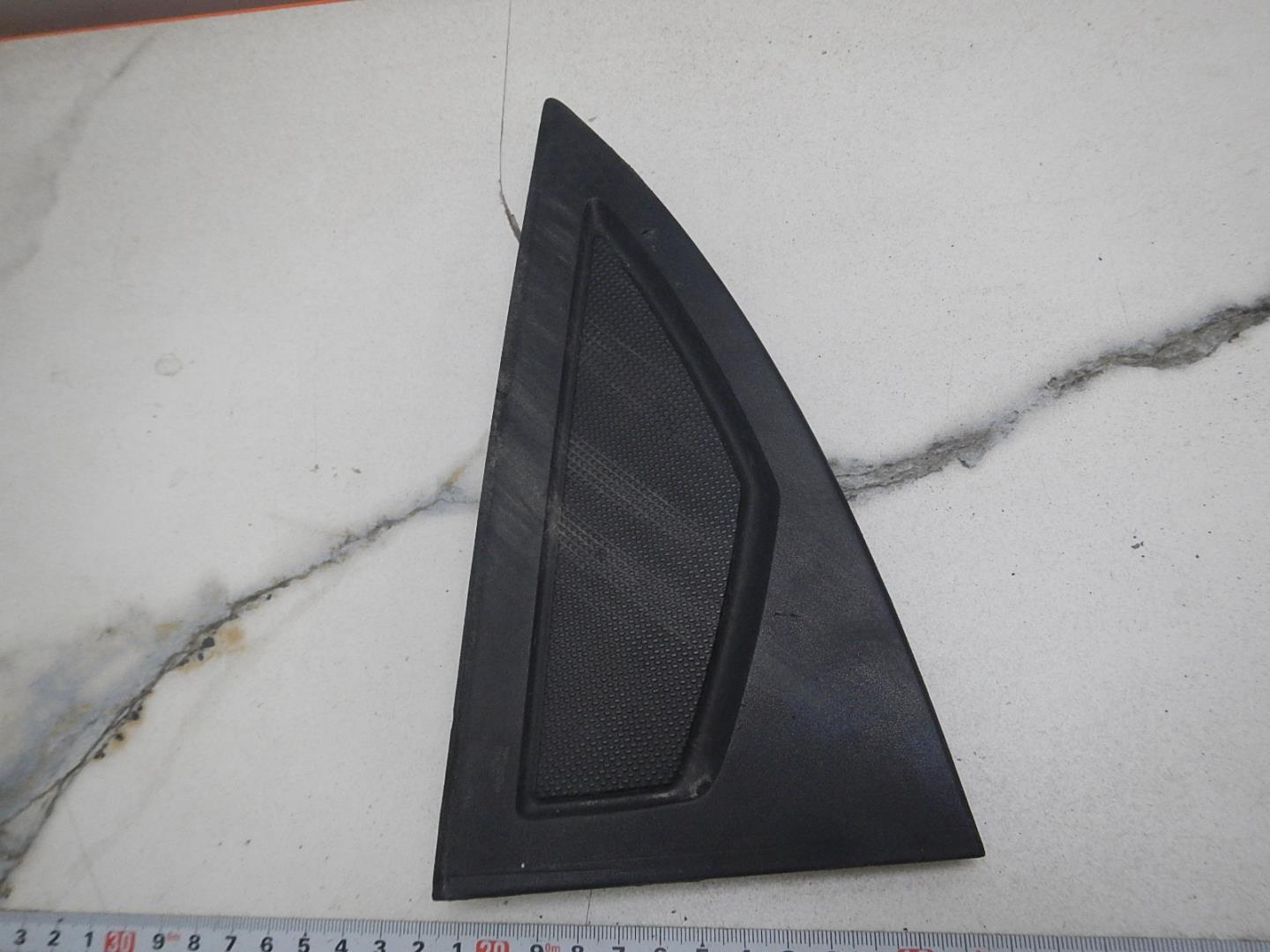 Накладка двери задней левой