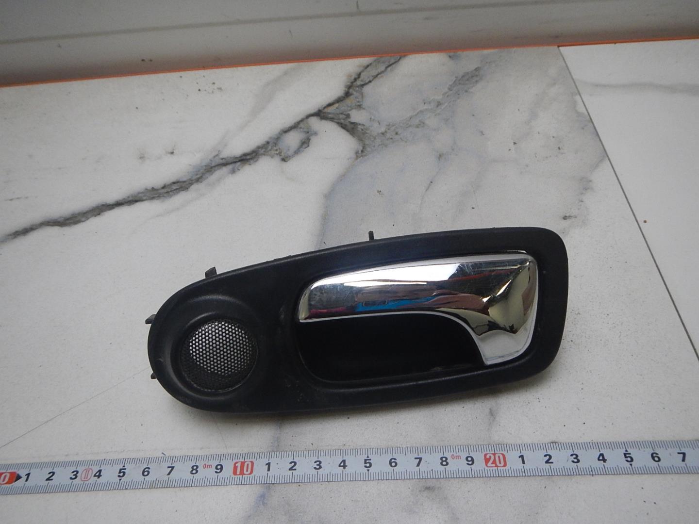 Ручка двери внутренняя левая