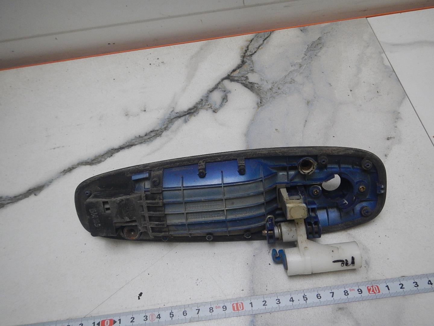 Ручка двери передней наружная левая