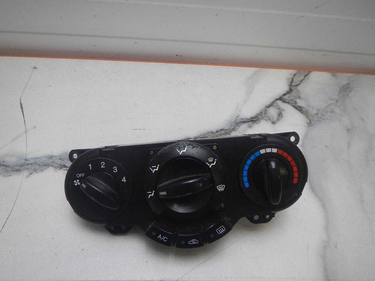 Блок управления климатической установкой