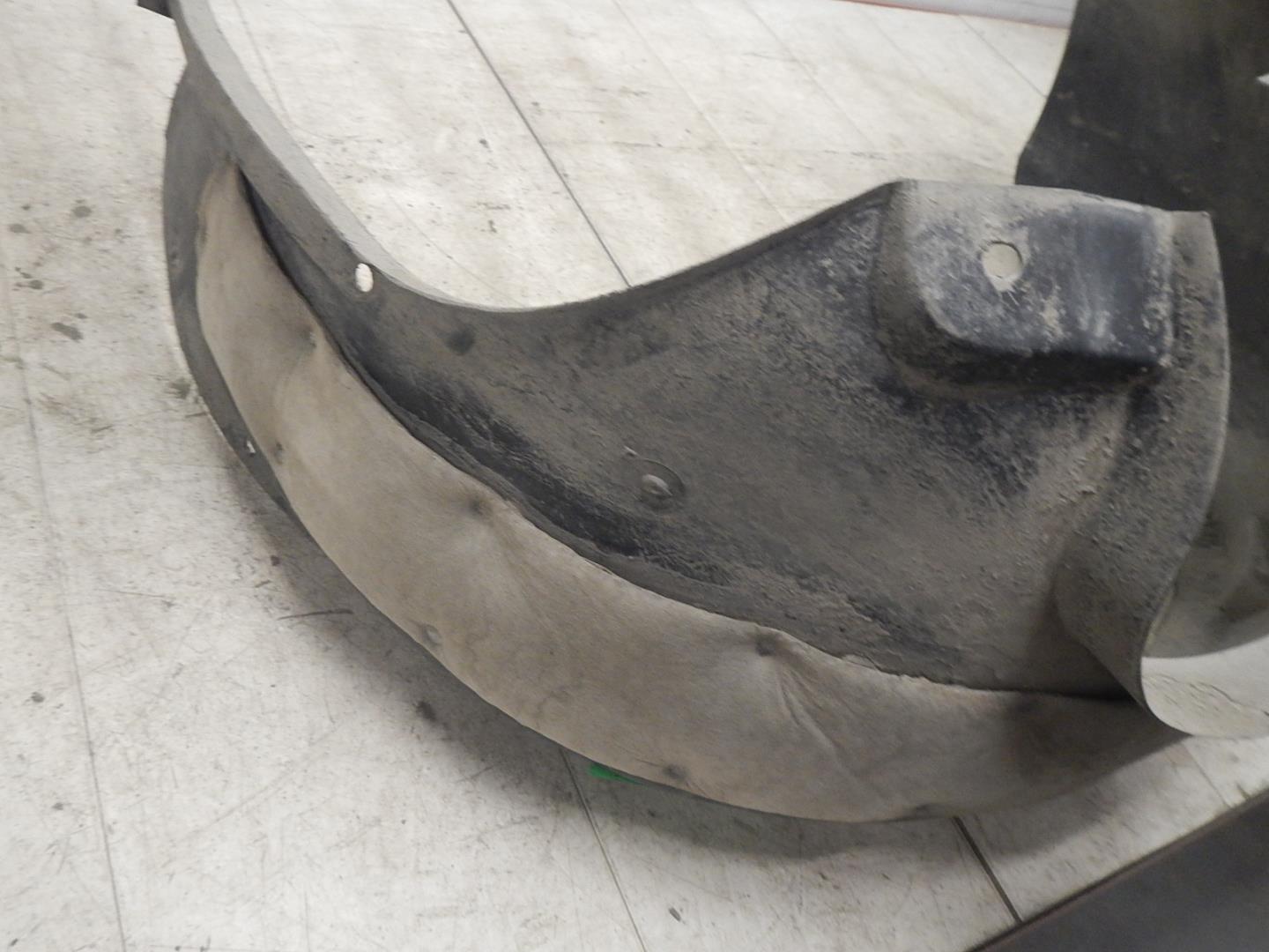 Локер передний правый