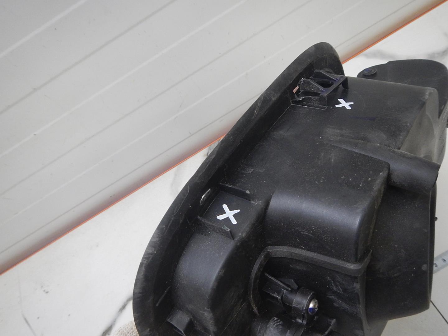 Ниша лючка бензобака