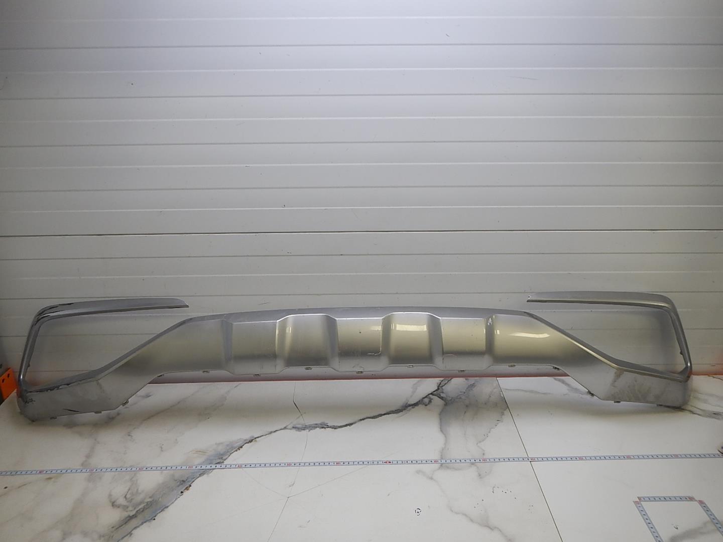 Накладка заднего бампера