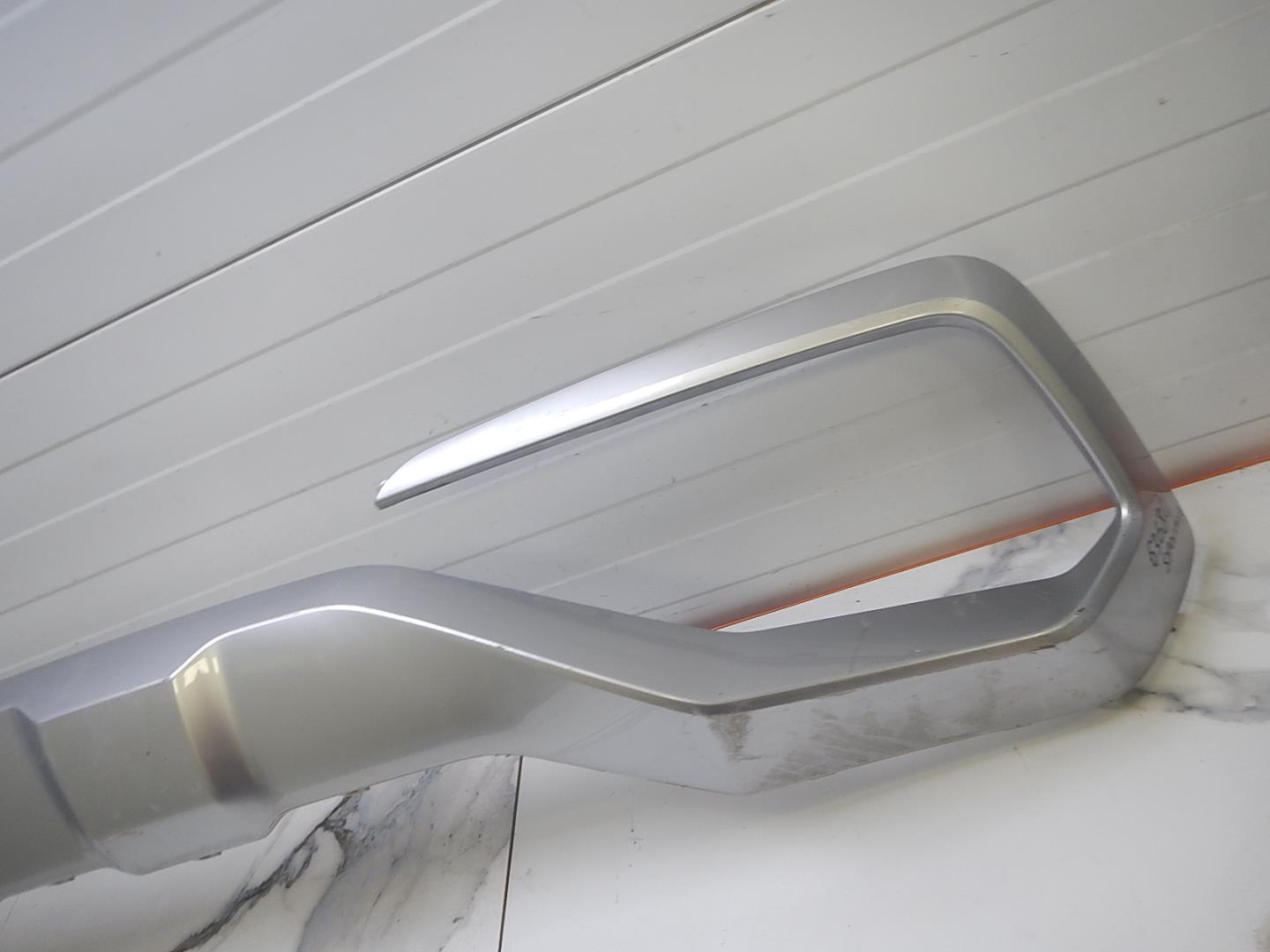 Накладка заднего бампера