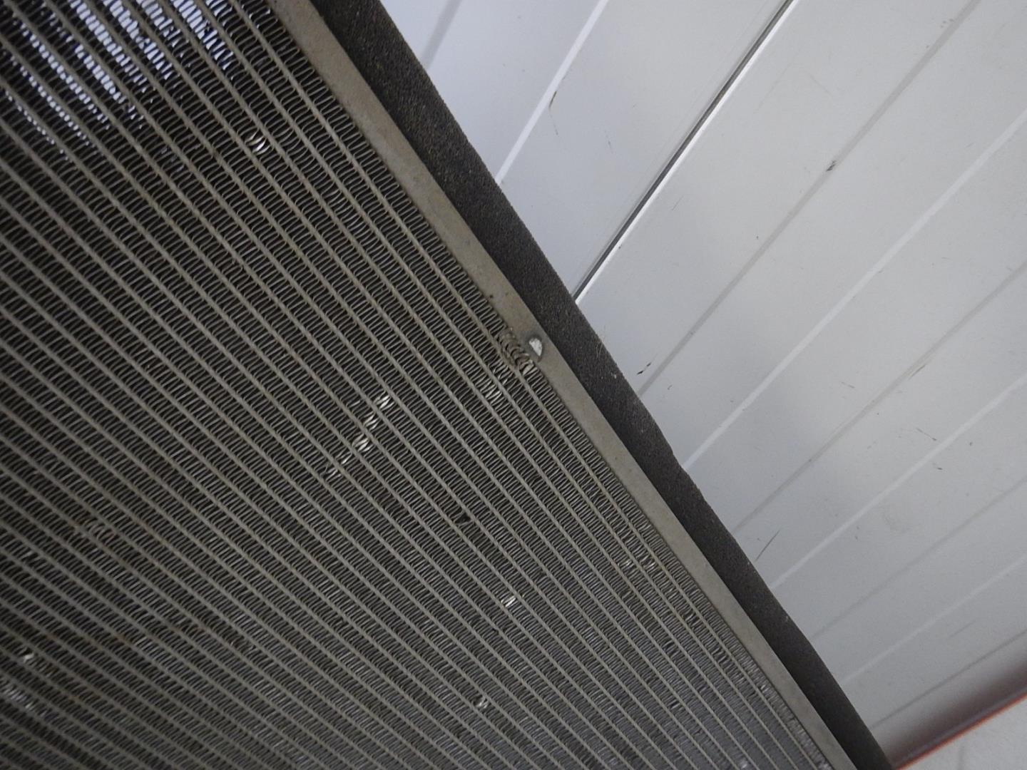 Радиатор охлаждения двигателя основной