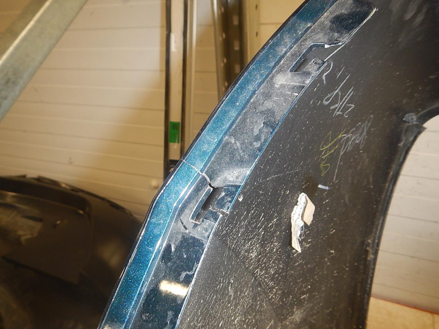 Бампер передний