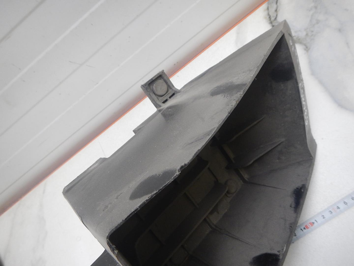 Кронштейн усилителя заднего бампера