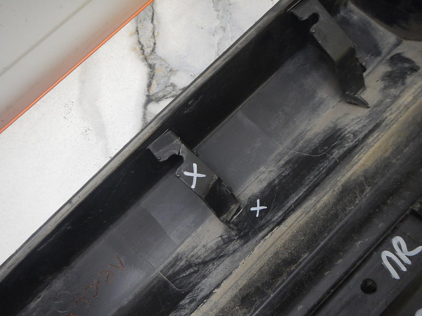 Молдинг передней правой двери