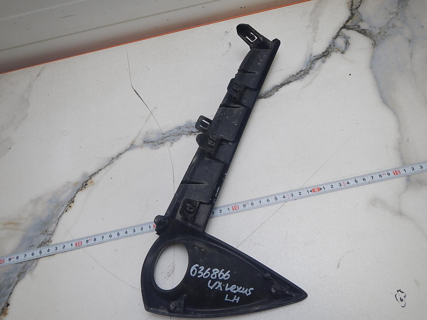 Решетка в бампер левая