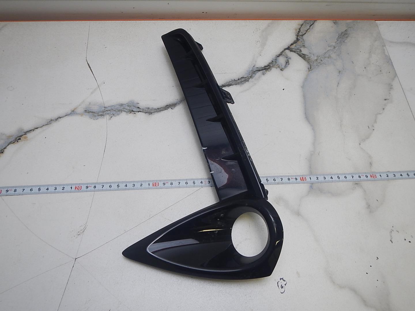 Решетка в бампер левая