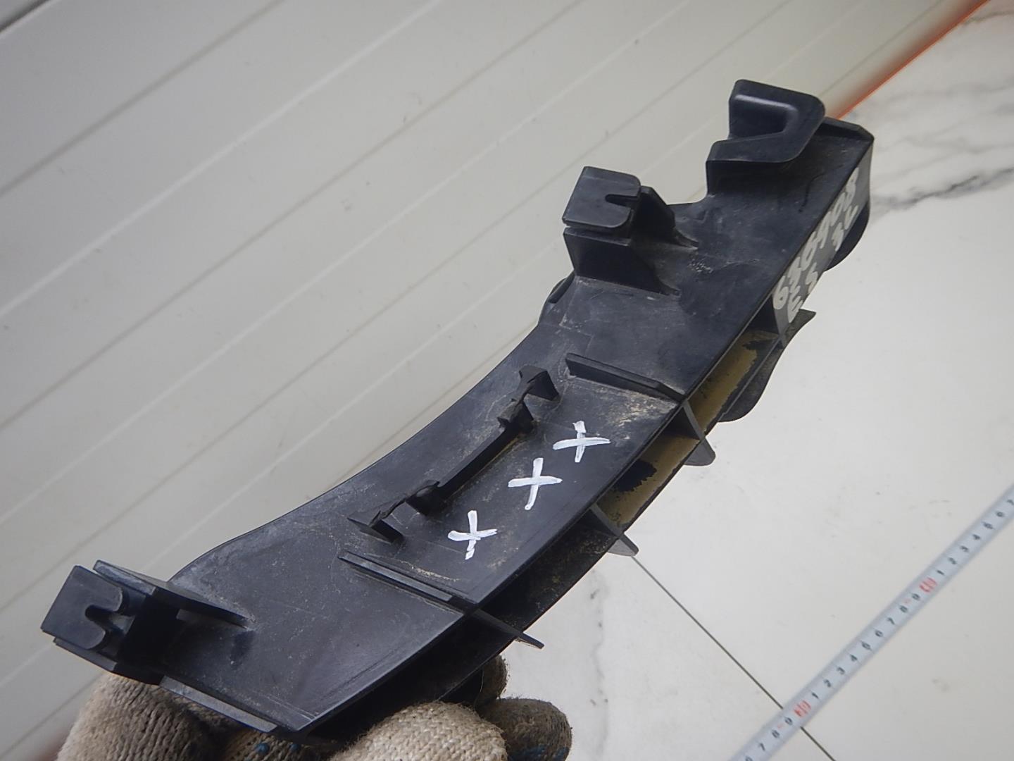 Кронштейн заднего бампера левый