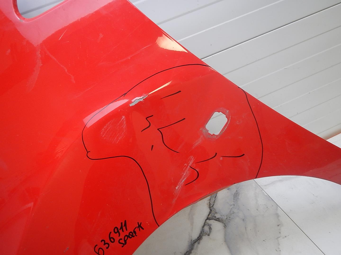 Крыло переднее левое