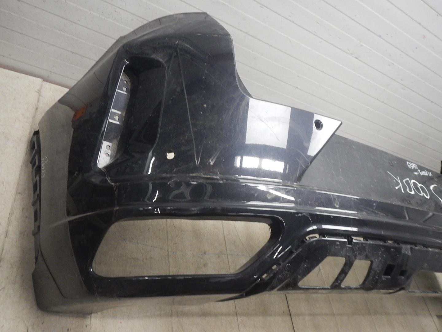 Бампер задний