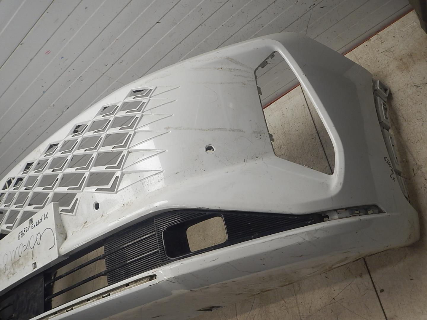 Бампер передний