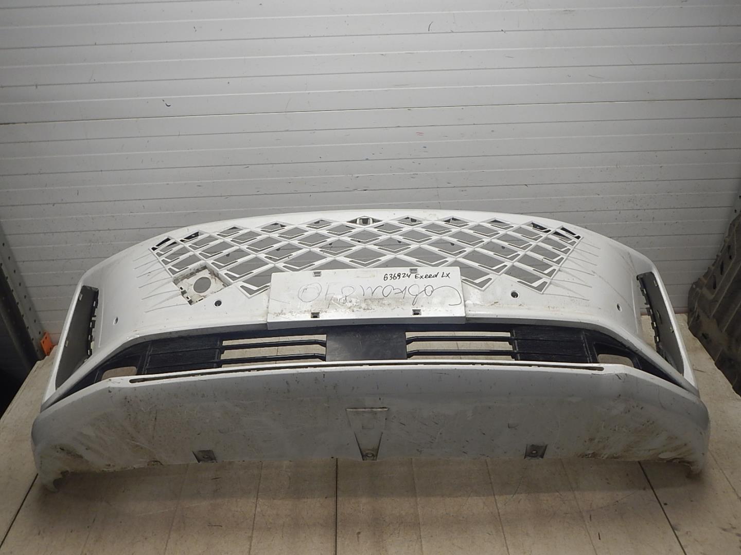 Бампер передний