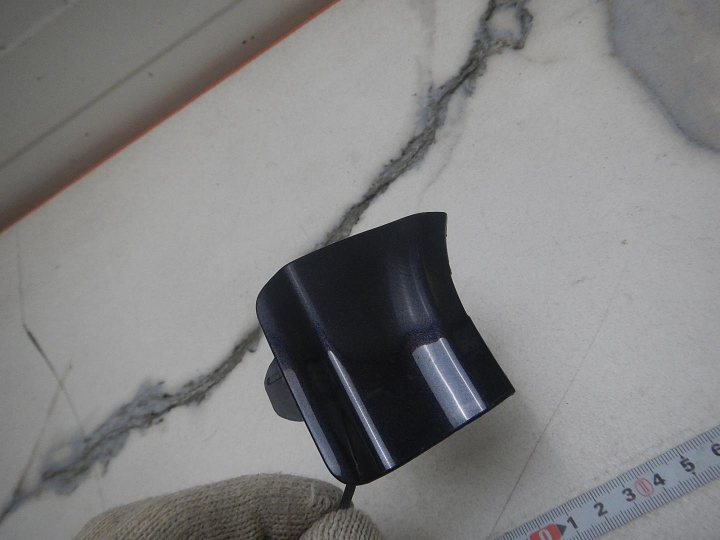 Заглушка буксировочного крюка