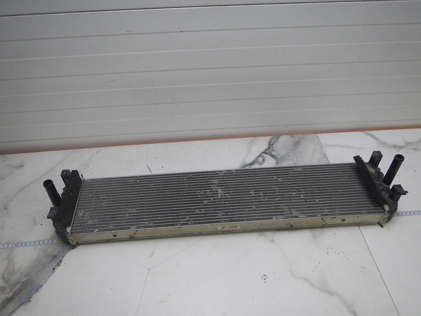 Радиатор охлаждения двигателя дополнительный
