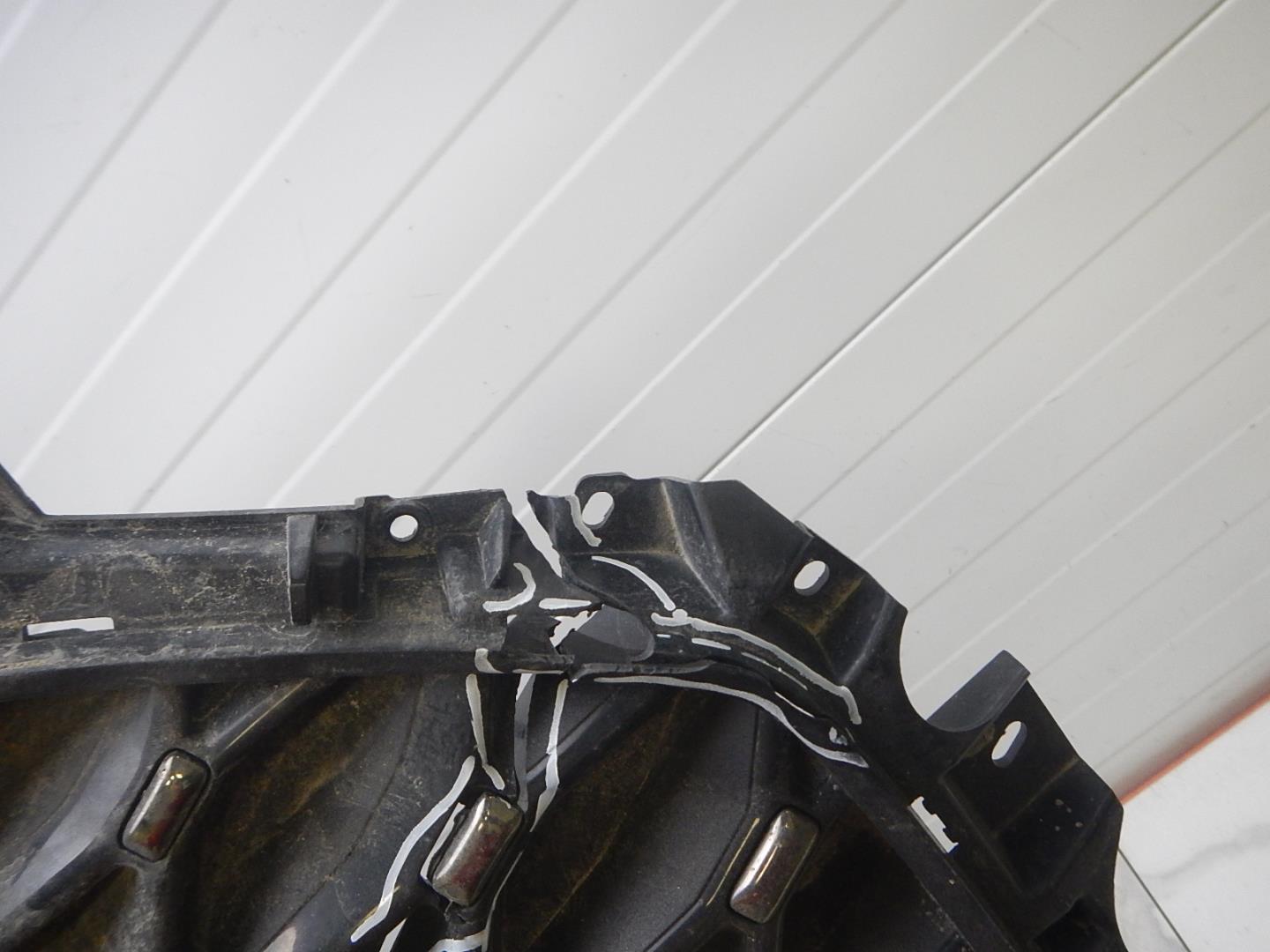 Решетка радиатора