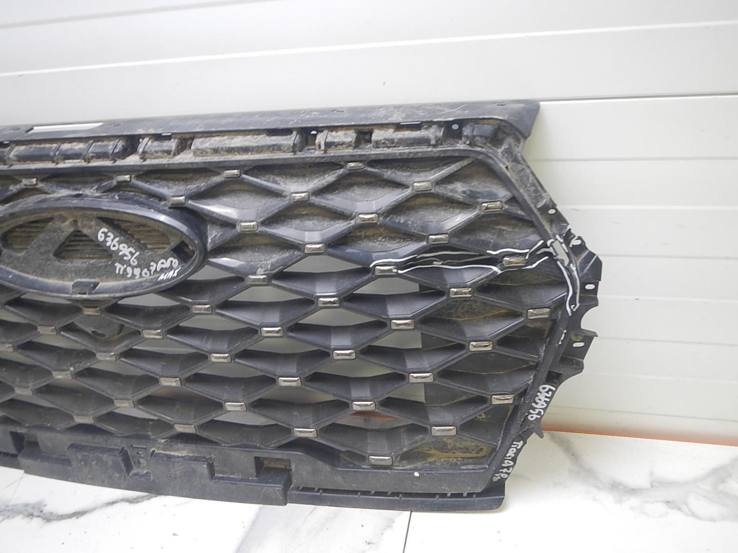 Решетка радиатора